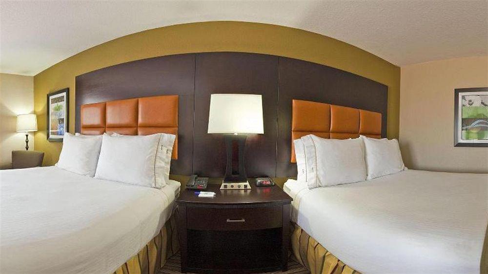 Holiday Inn Express Arlington Interstate 20 Parks Mall By Ihg Buitenkant foto