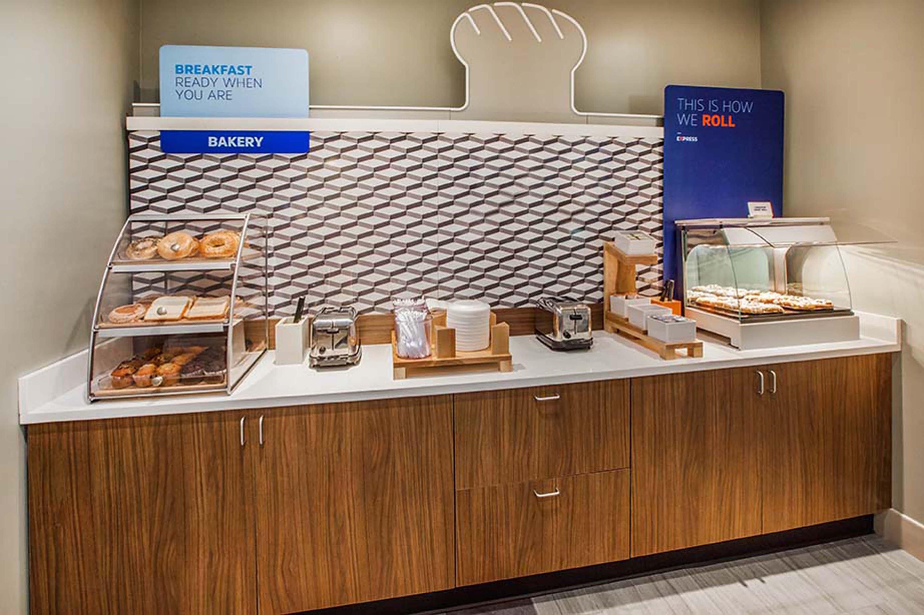 Holiday Inn Express Arlington Interstate 20 Parks Mall By Ihg Buitenkant foto
