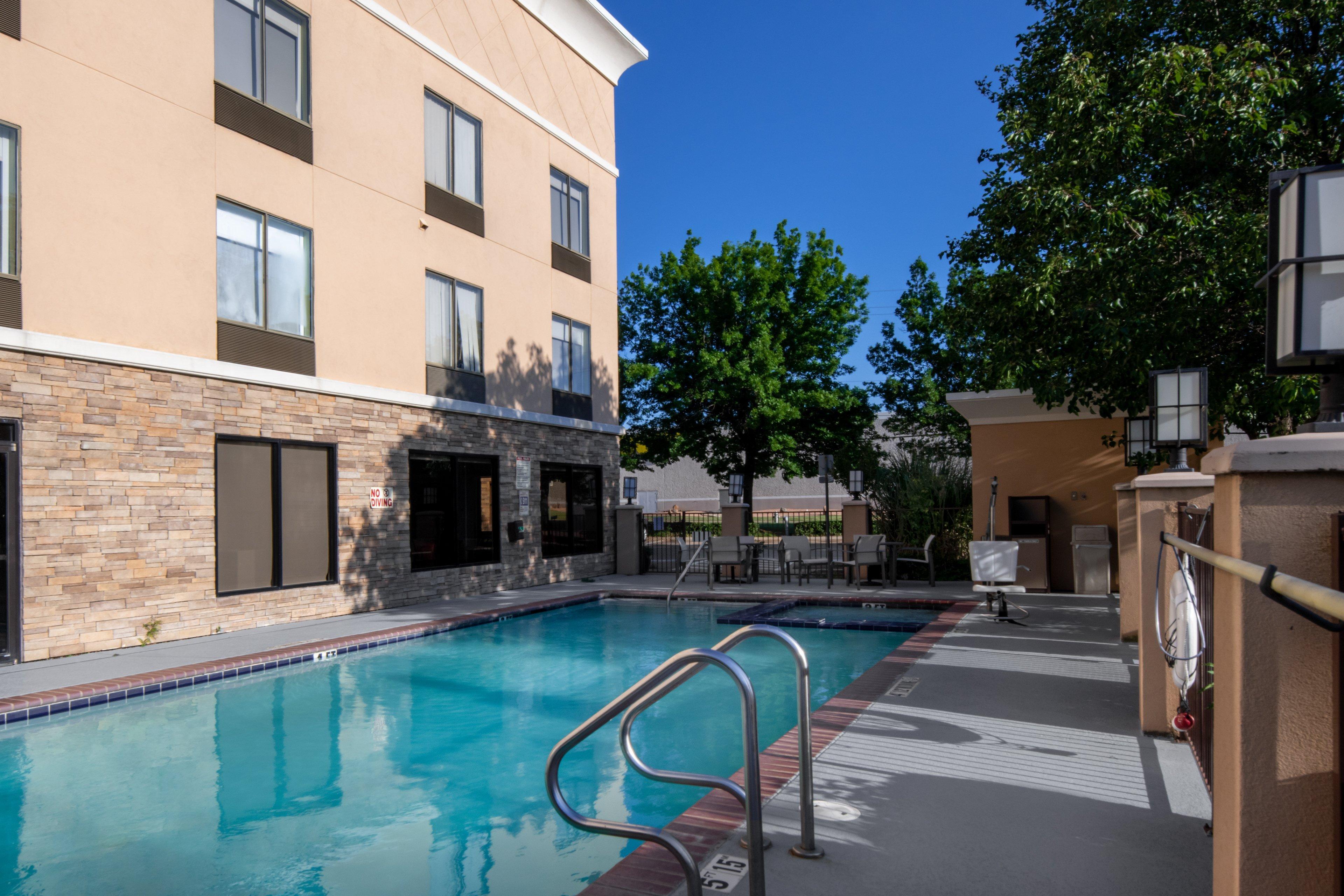 Holiday Inn Express Arlington Interstate 20 Parks Mall By Ihg Buitenkant foto